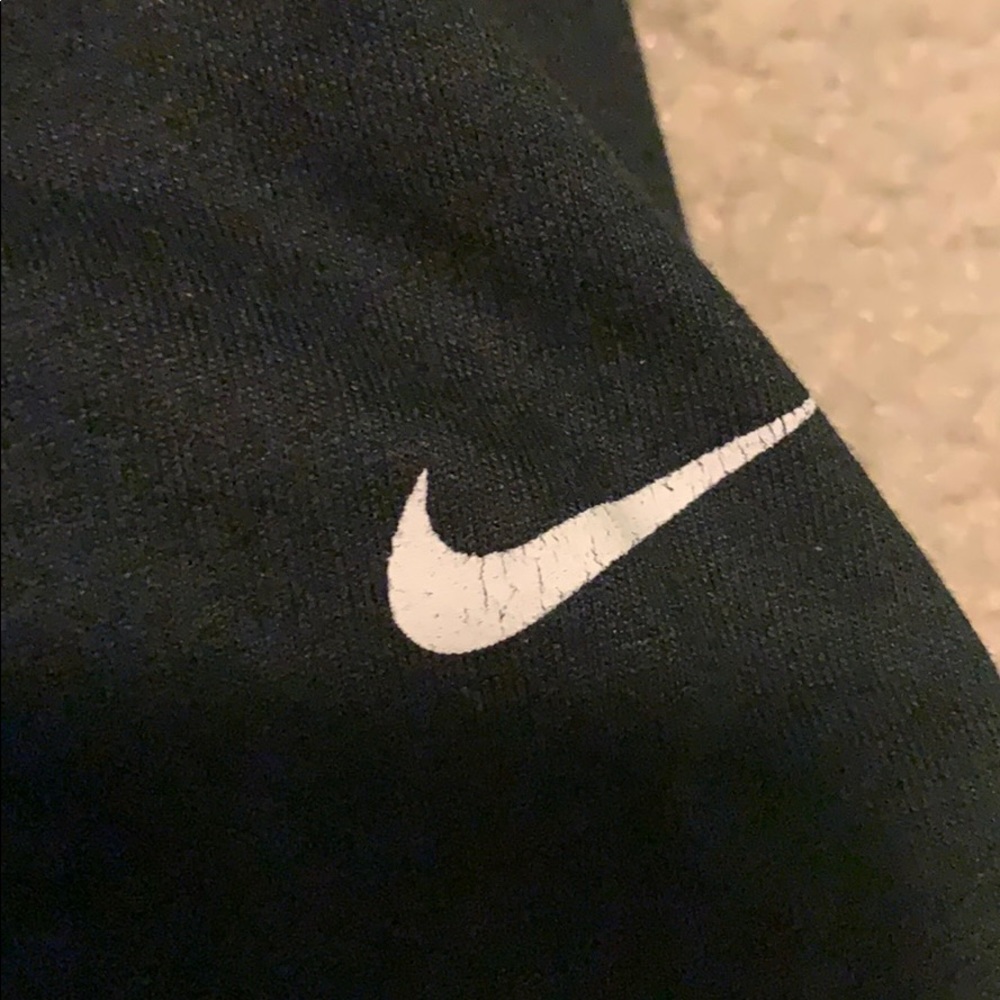 Nike Workout Top - Picture 3 of 3